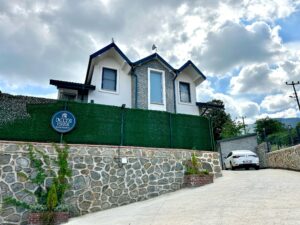 Sapanca Havuzlu Villa - Sıcak Su ile Tatil