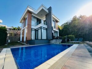 Sapanca Kiralık Villa - Muhafazakar Havuzlu Tatil