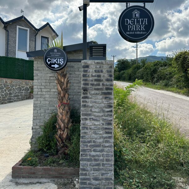 Sapanca Kiralık Villa - Sıcak Havuz Keyfi