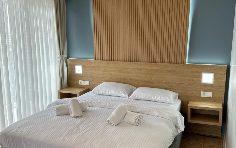 Sapanca Kiralık Villa - Sıcak Havuzlu ve Lüks